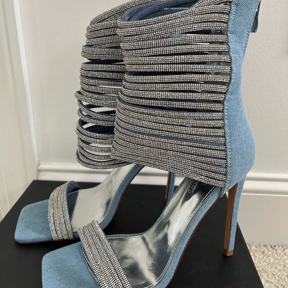 Azalea Wang Cicely-Denim Glamorous Silver and Blue Strappy Heels - Picture 2 of 7